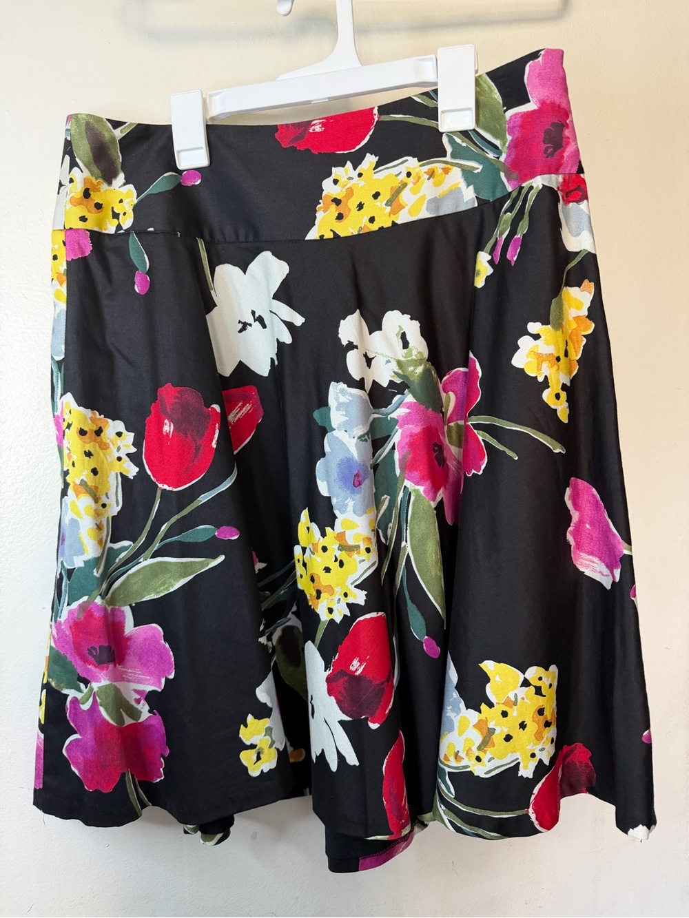 American Living Black Floral A-Line Cotton Skirt Size 8
